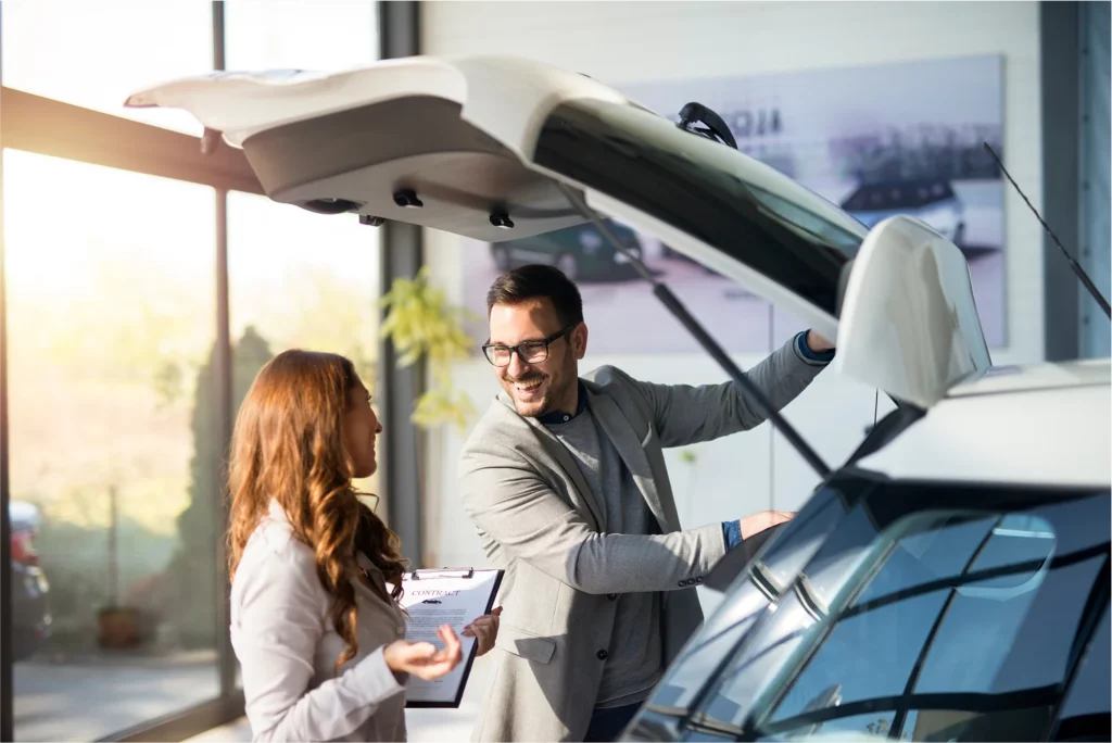 checking-car