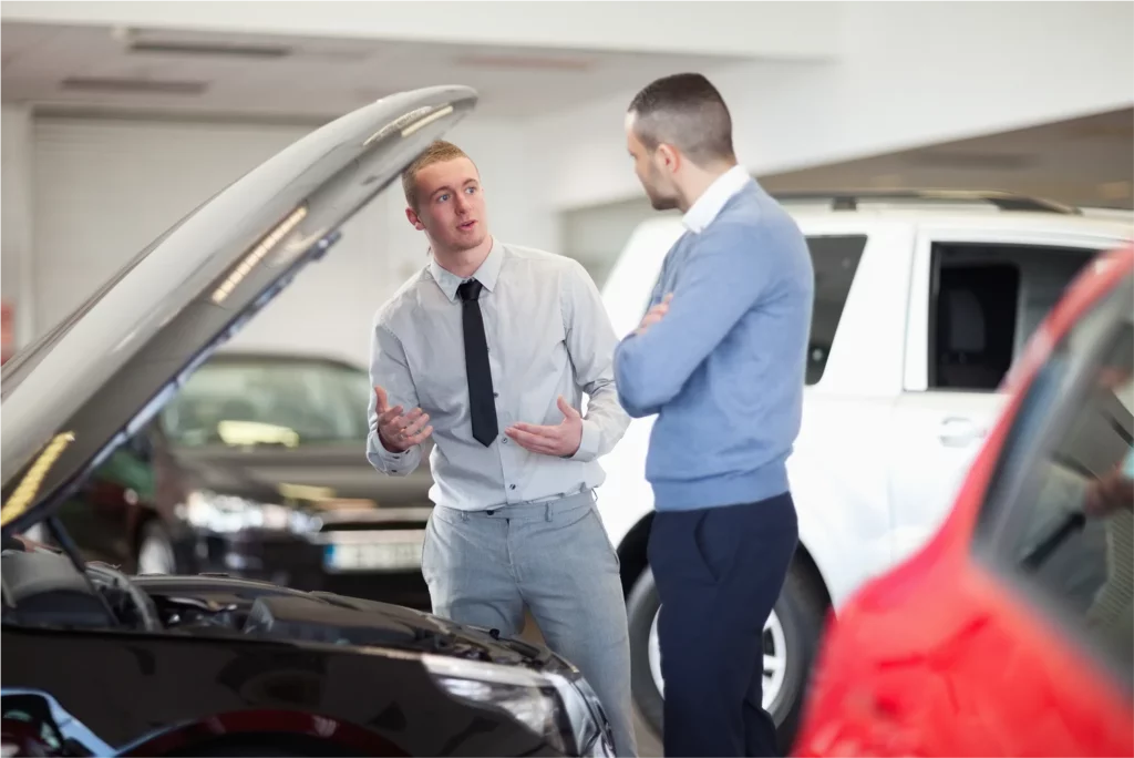 staff-telling-about-insurance-to-client